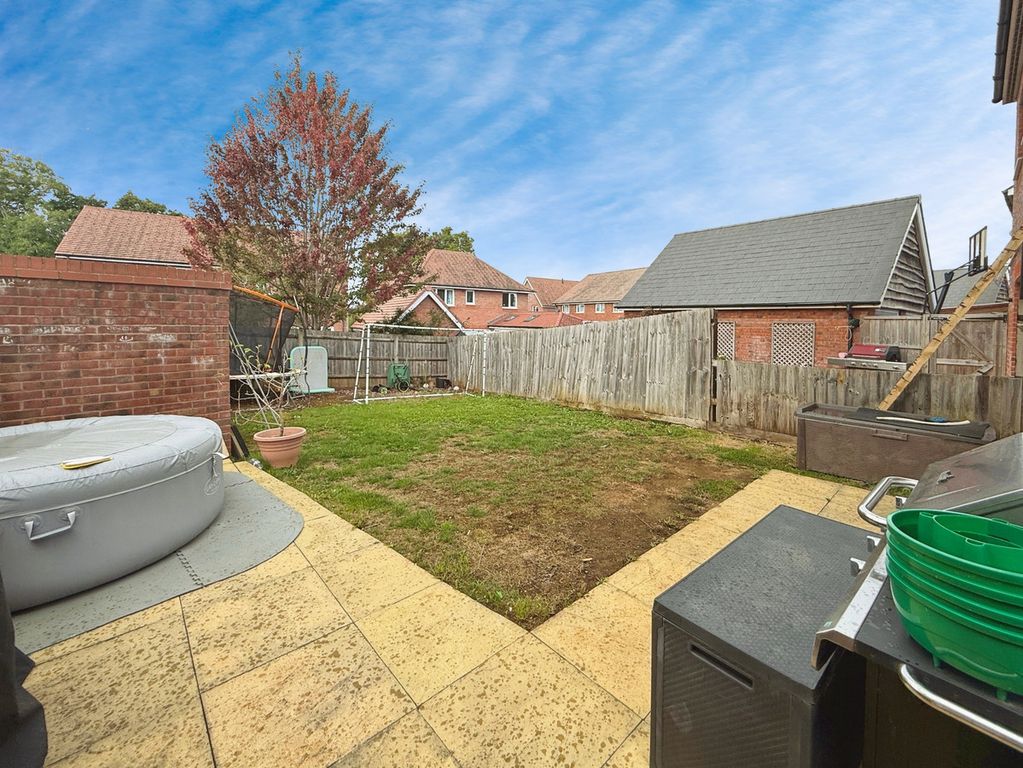 Property photo 2 of 10