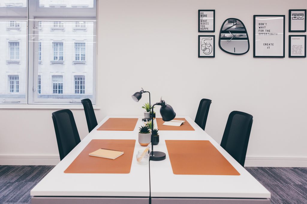 Property photo 3 of 9 Office