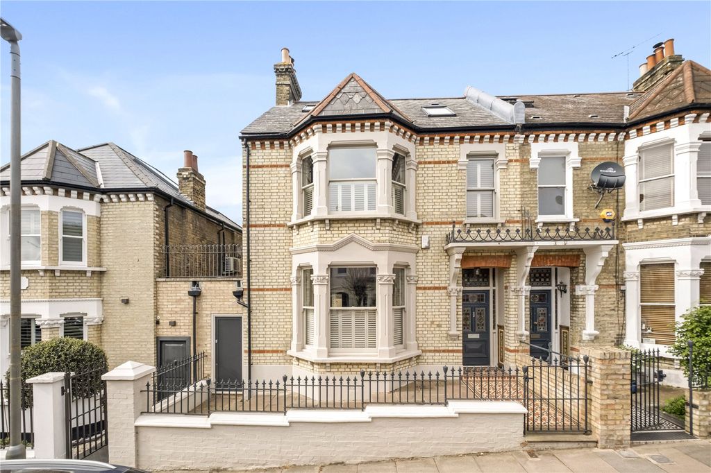 Property photo 1 of 18 Picture No. 32
