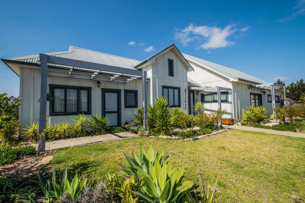 Property photo 2 of 28 1Sr1697555