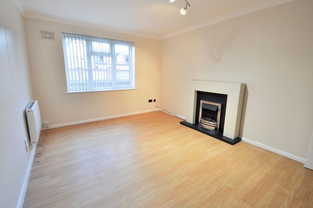 Property photo 2 of 5 Living Room