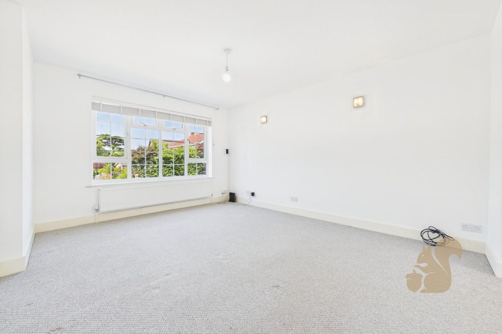 Property photo 2 of 21 Cam01254G0-Pr0471-Still002.Jpg