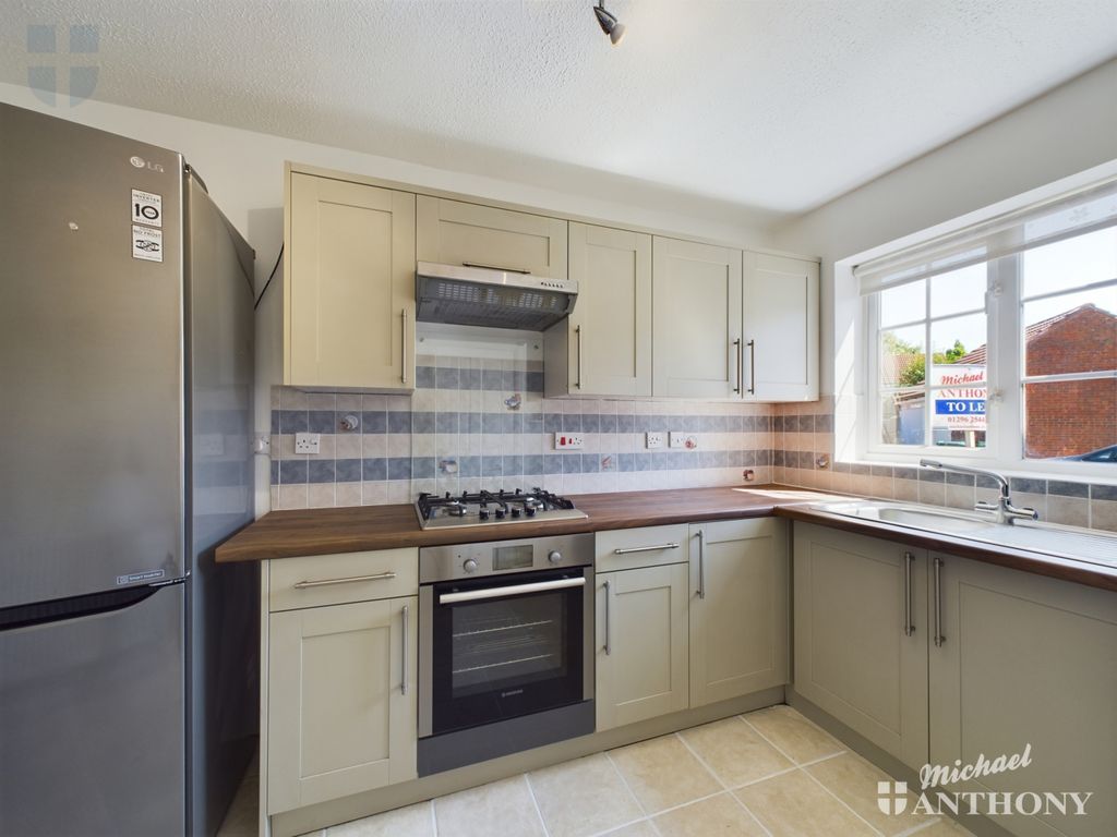 Property photo 2 of 9 Cam03218G0-Pr0305-Still007