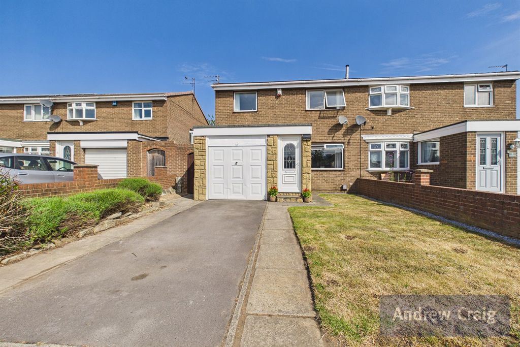 Property photo 1 of 17 (Main)