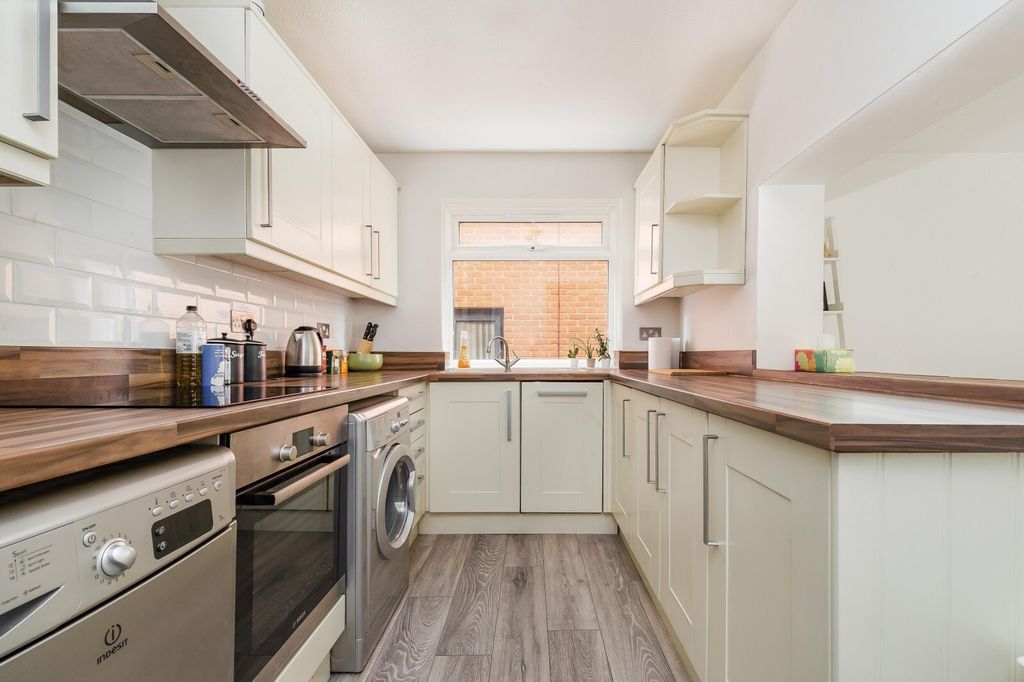Property photo 1 of 9 Picture No. 02
