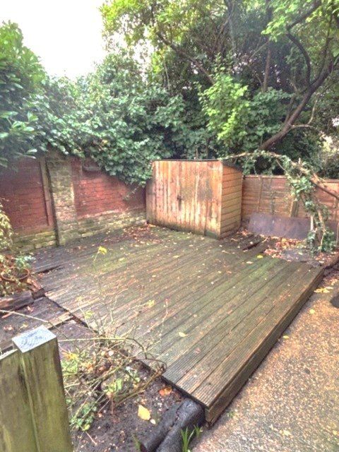 Property photo 2 of 2 Picture No. 02