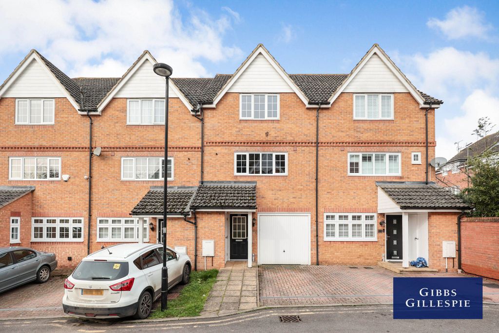 Property photo 1 of 9 1