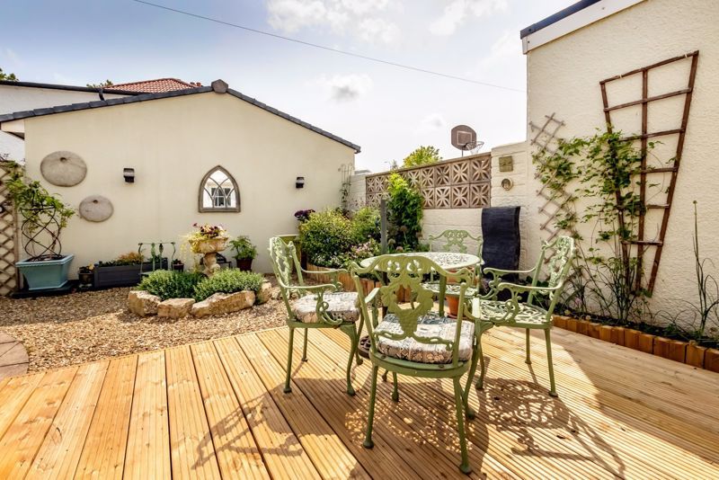 Property photo 1 of 17 Garden