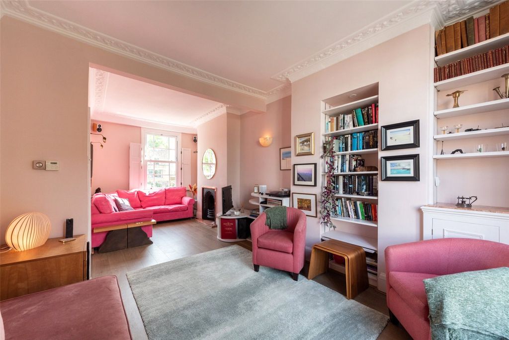 Property photo 2 of 23 Photo 08