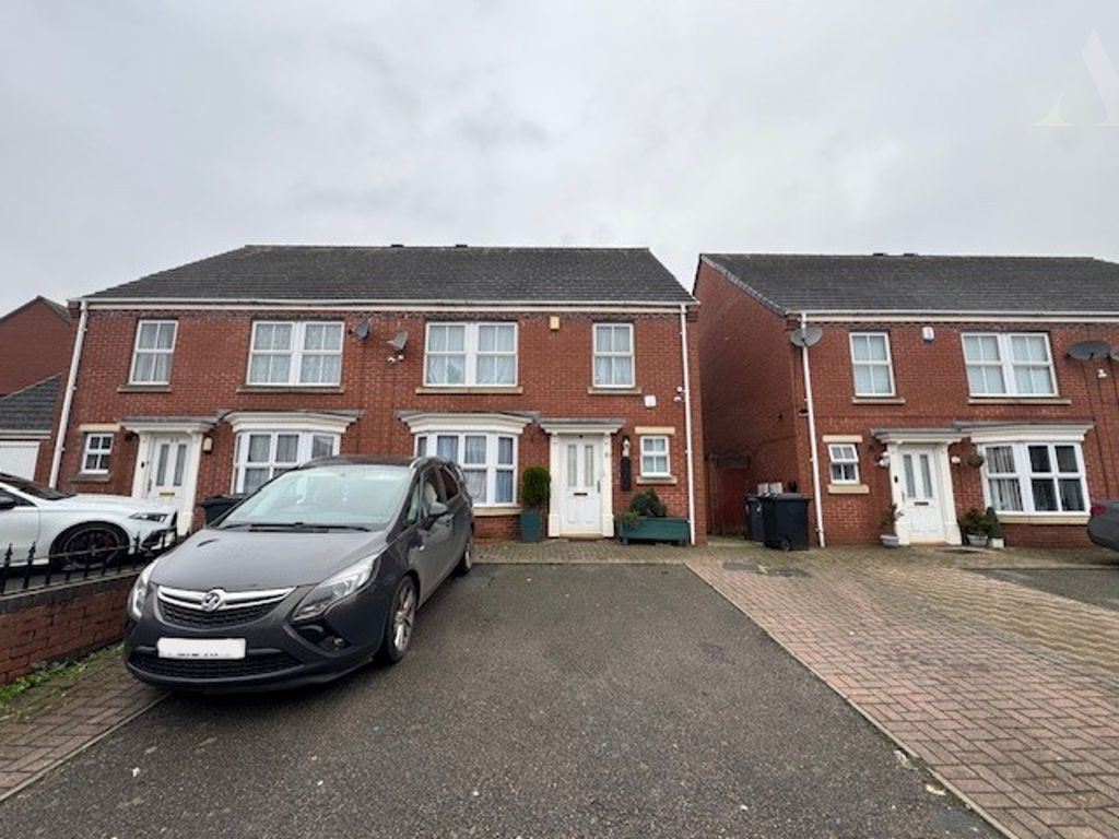 Property photo 1 of 12 33 College Road Frontage.Jpeg