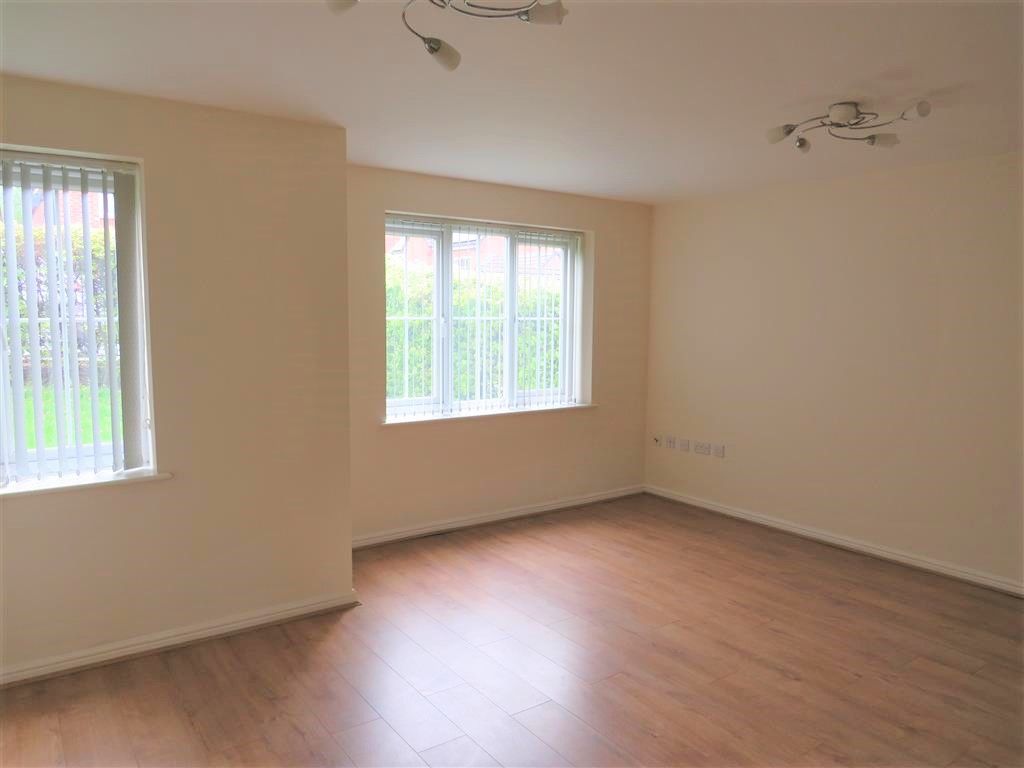 Property photo 2 of 6 Living Room