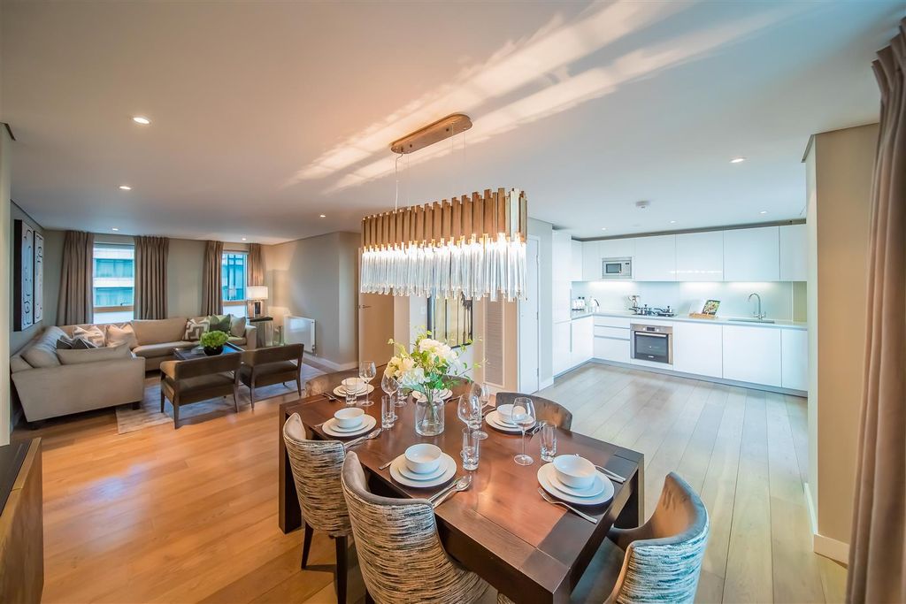 Property photo 3 of 21 22.Jpg