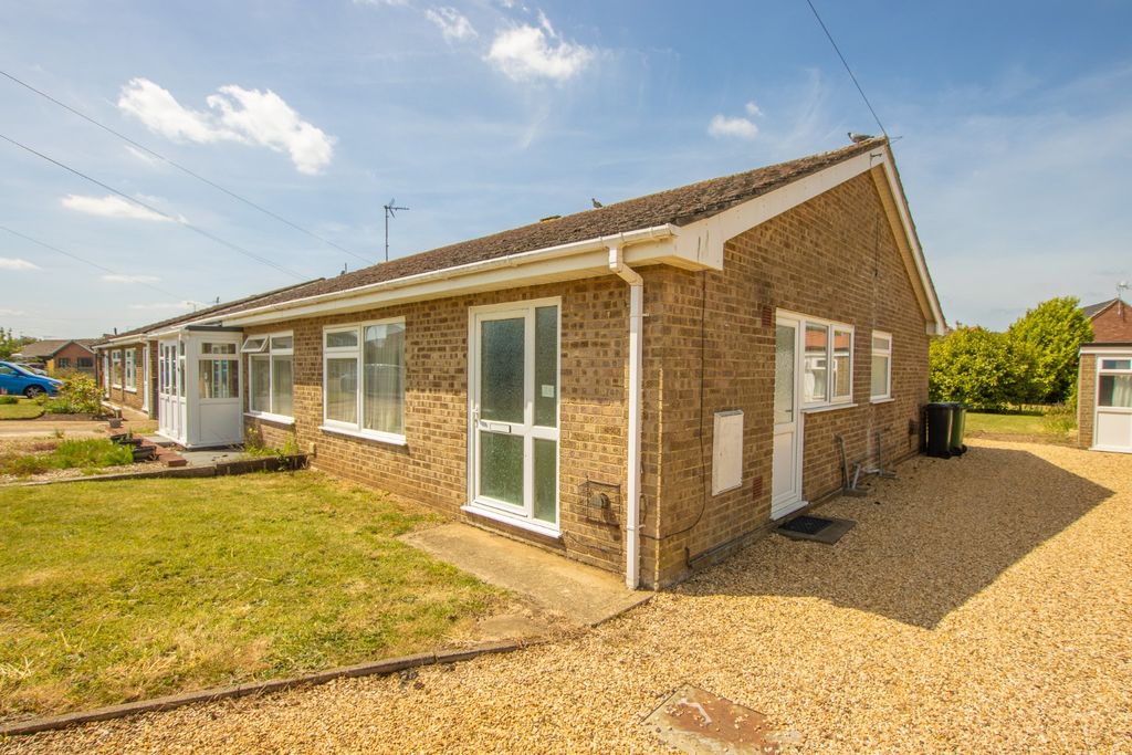 Property photo 1 of 11 5191301