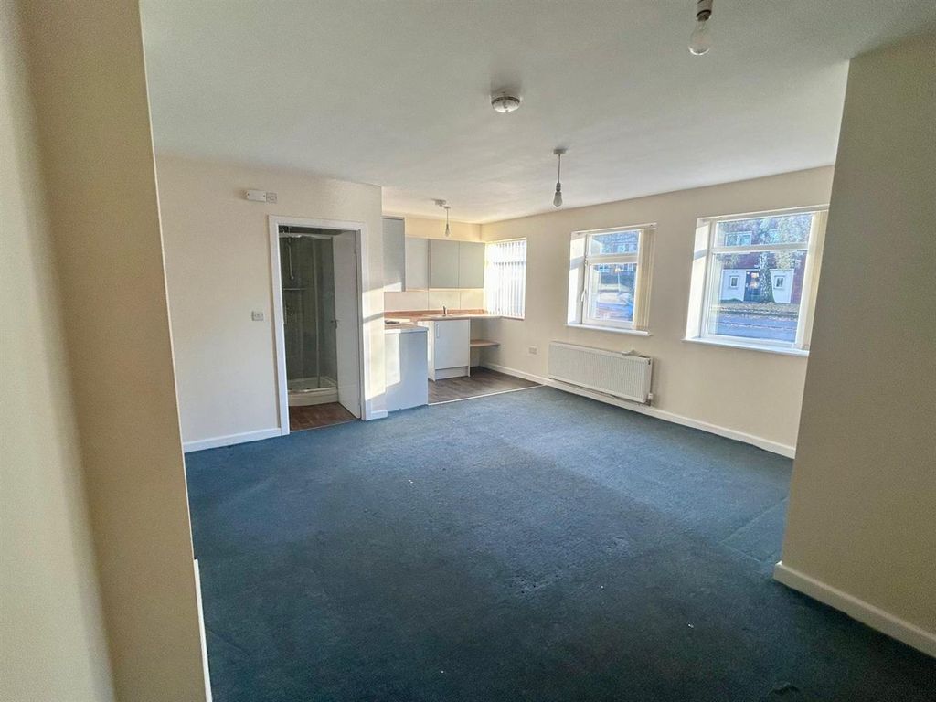 Property photo 3 of 6 Be0c4A90-49Ab-441E-8A1A-B7c9Bb226ee7.Jpg