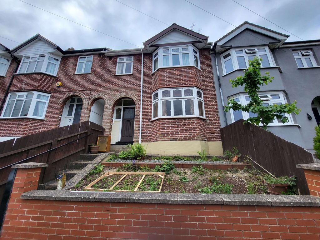 Property photo 1 of 14 1 Double Bedroom In Friendly House On Cowper Street, Luton Lu1