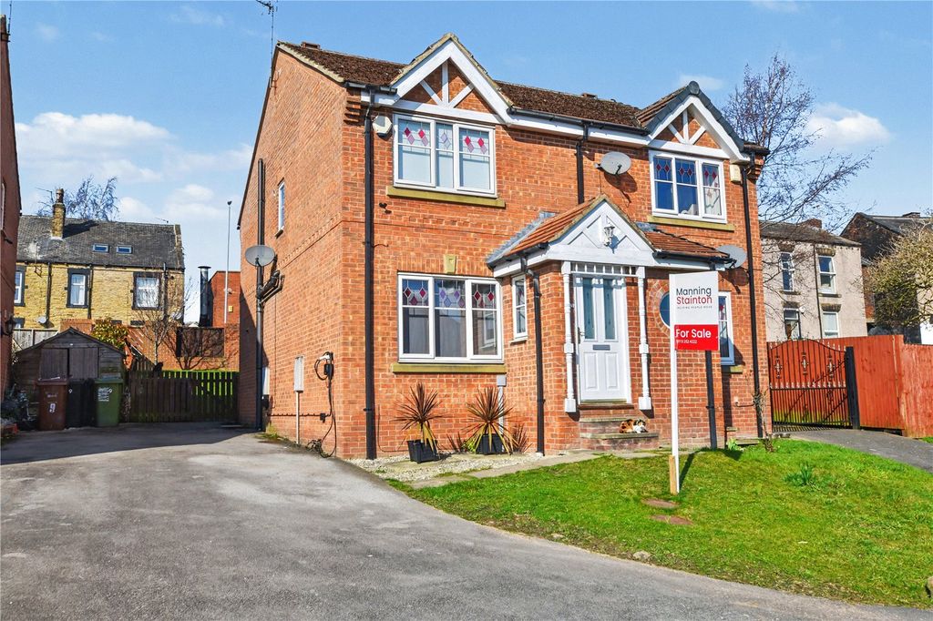 Property photo 1 of 20 Picture No. 23