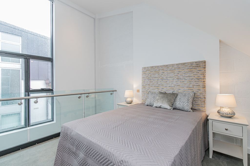 Property photo 2 of 8 148726