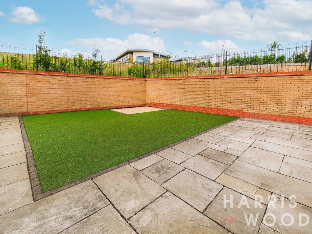 Property photo 2 of 4 5196582