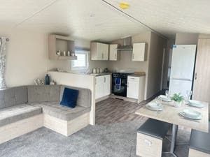 Property photo 1 of 5 - Delta Hailsham For Sale