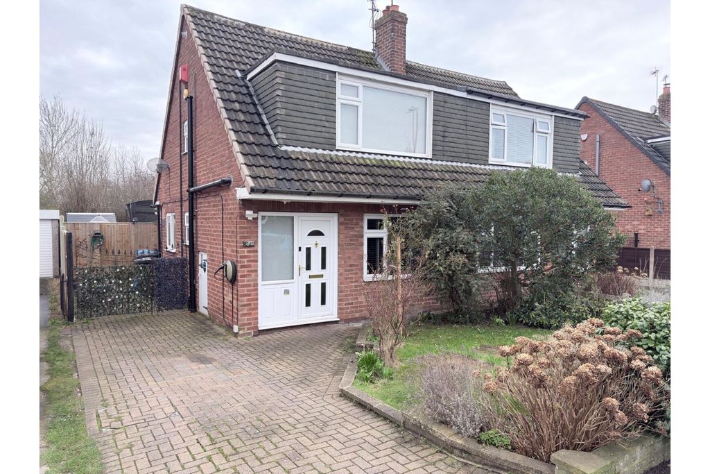 Property photo 1 of 18 Front View