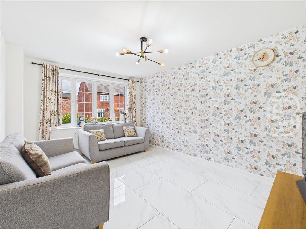 Property photo 2 of 24 Cam05587G0-Pr0070-Still009.Jpg