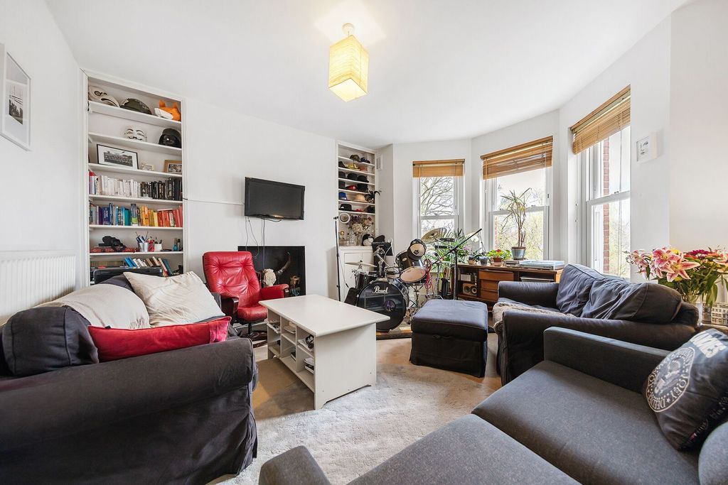 Property photo 1 of 5