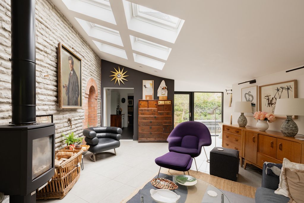Property photo 1 of 32 345832 - The Gables, Newark-16.Jpg
