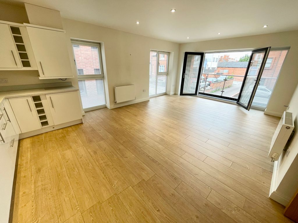 Property photo 2 of 13 Image