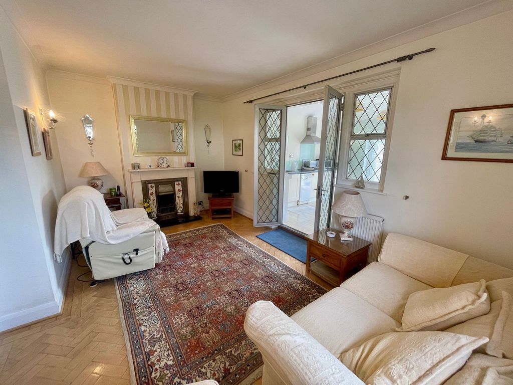Property photo 2 of 15