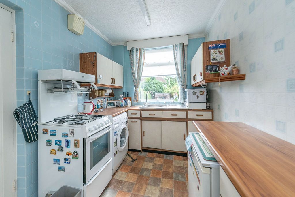 Property photo 2 of 22