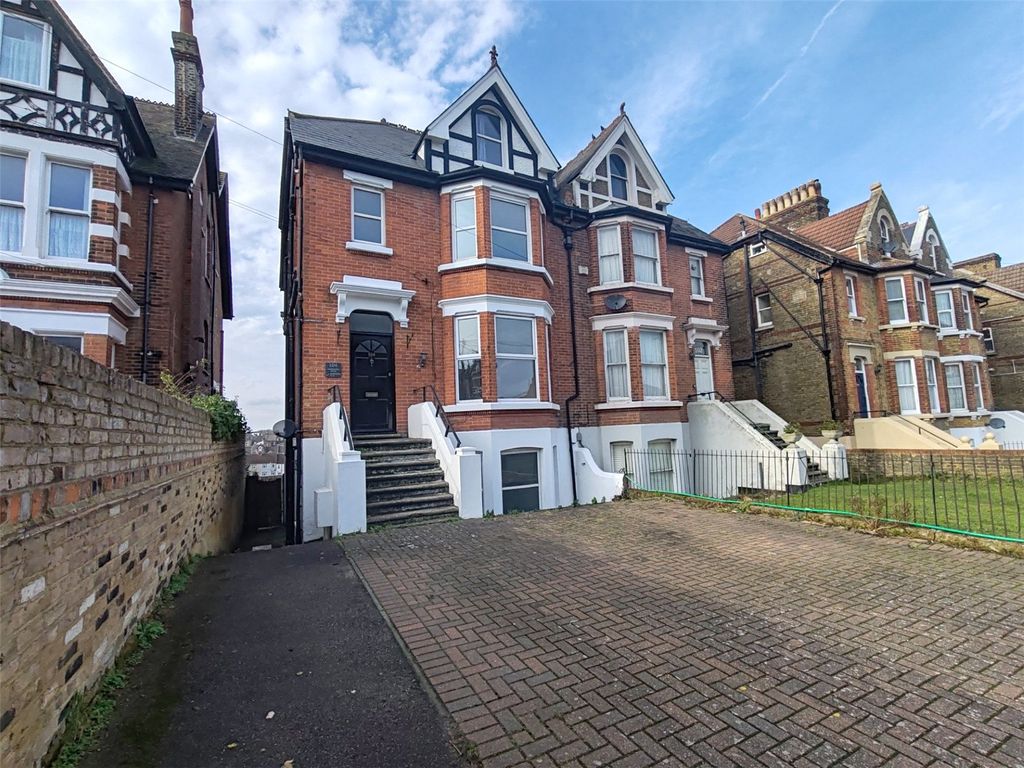 Property photo 1 of 26 Frontage