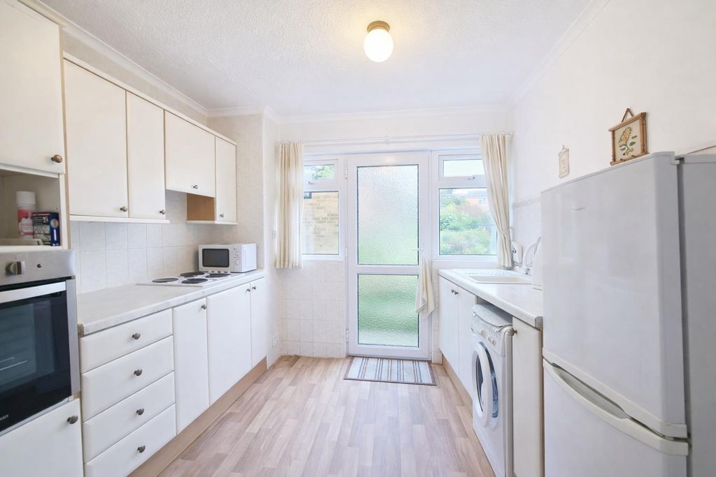 Property photo 2 of 14 12.Png