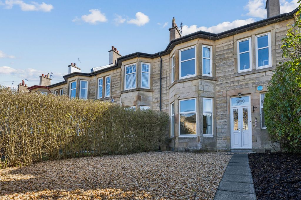 Property photo 2 of 47