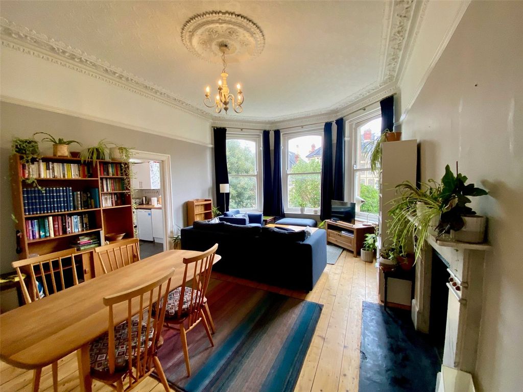 Property photo 1 of 11 Picture No. 10