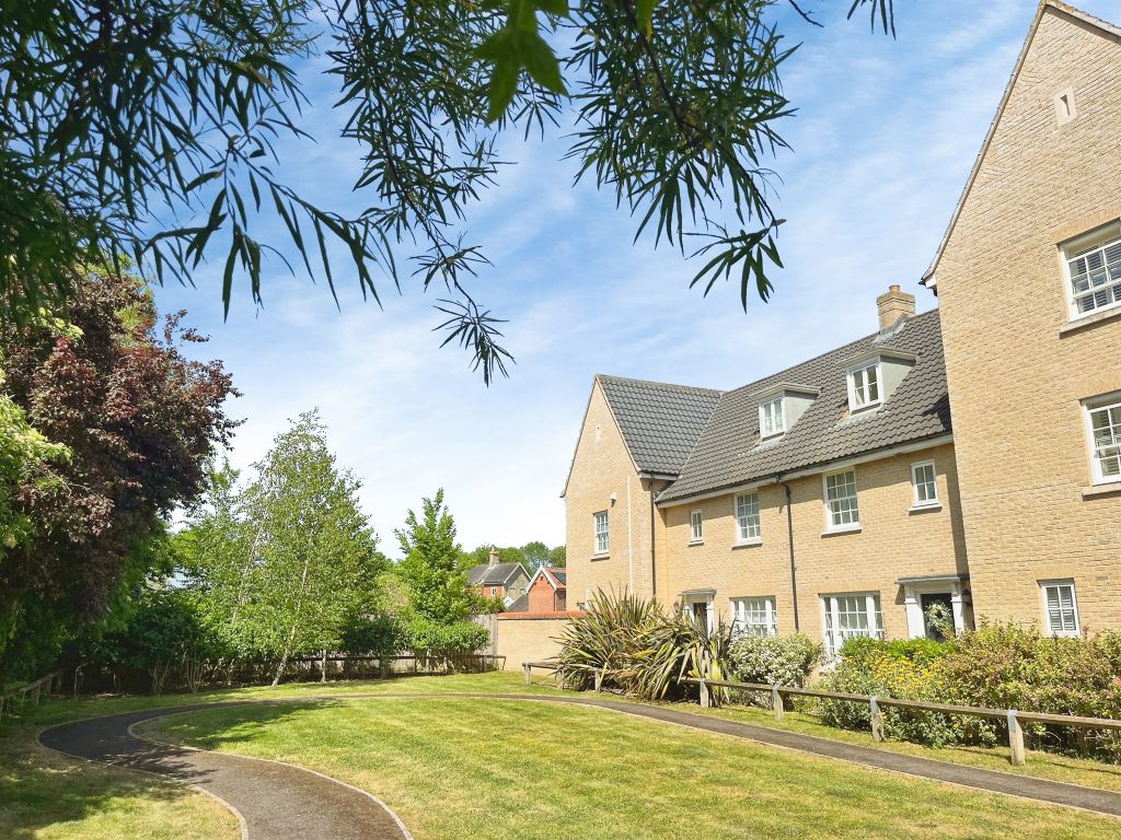 Property photo 2 of 18