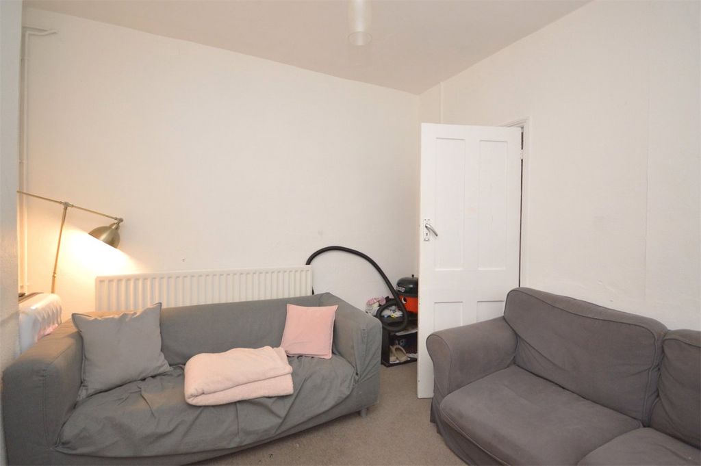 Property photo 3 of 10 Picture No. 18
