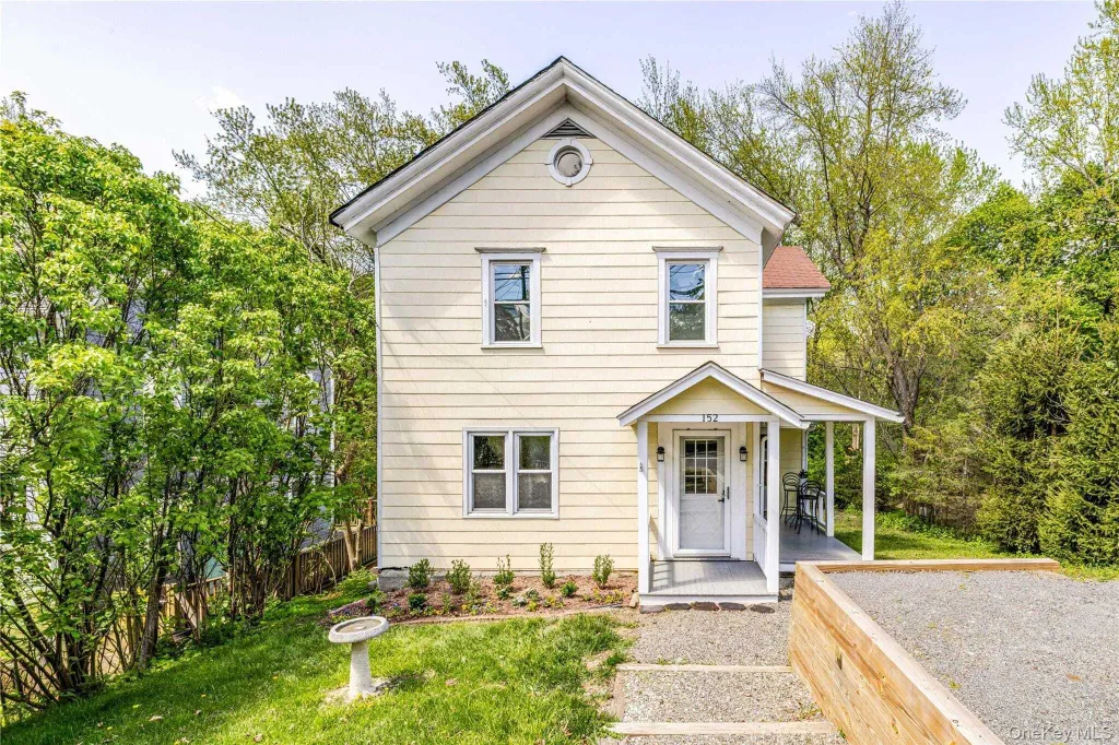 Property photo 1 of 31