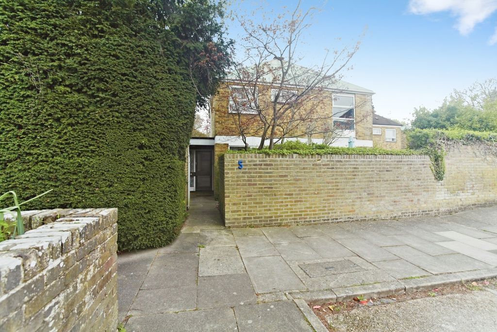 Property photo 1 of 20 Pbox-Img.Jpg