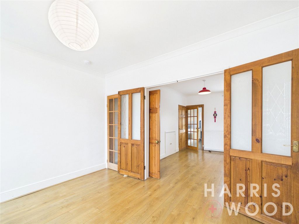 Property photo 2 of 23 Picture No. 04