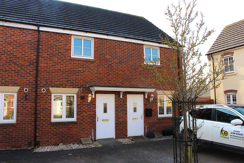 Property photo 1 of 11 Front