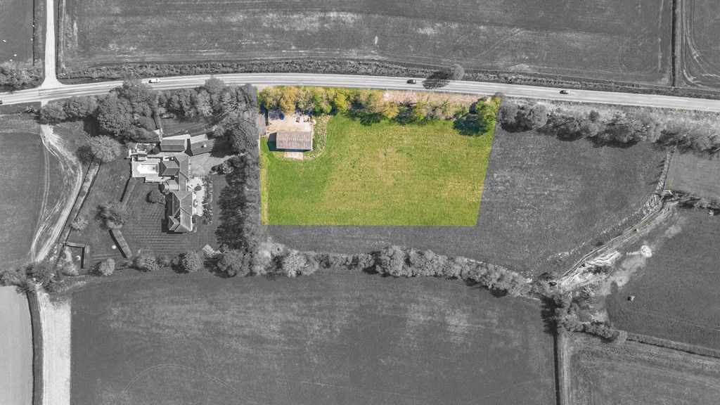 Property photo 1 of 3 Birds Eye View