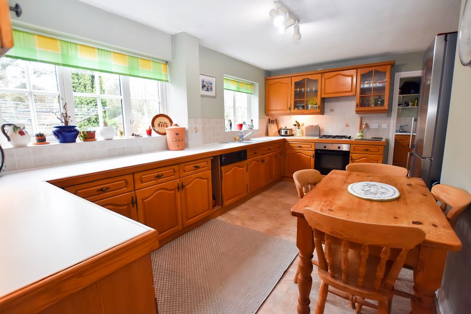 Property photo 3 of 24 Kitchen 1