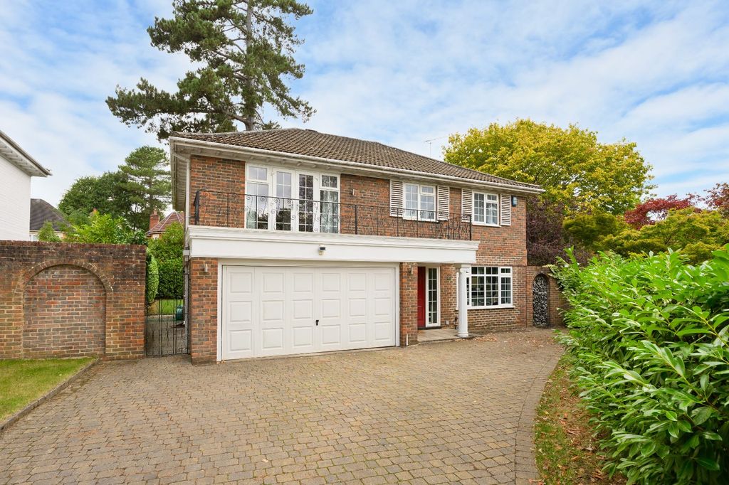 Property photo 1 of 9 Main Aspect
