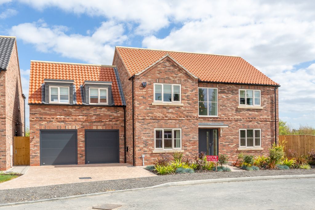 Property photo 1 of 15 Fronta