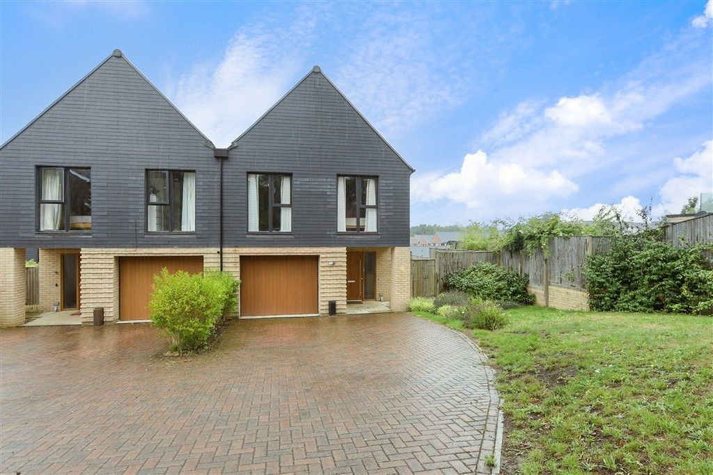 Property photo 1 of 17 External (Web)*