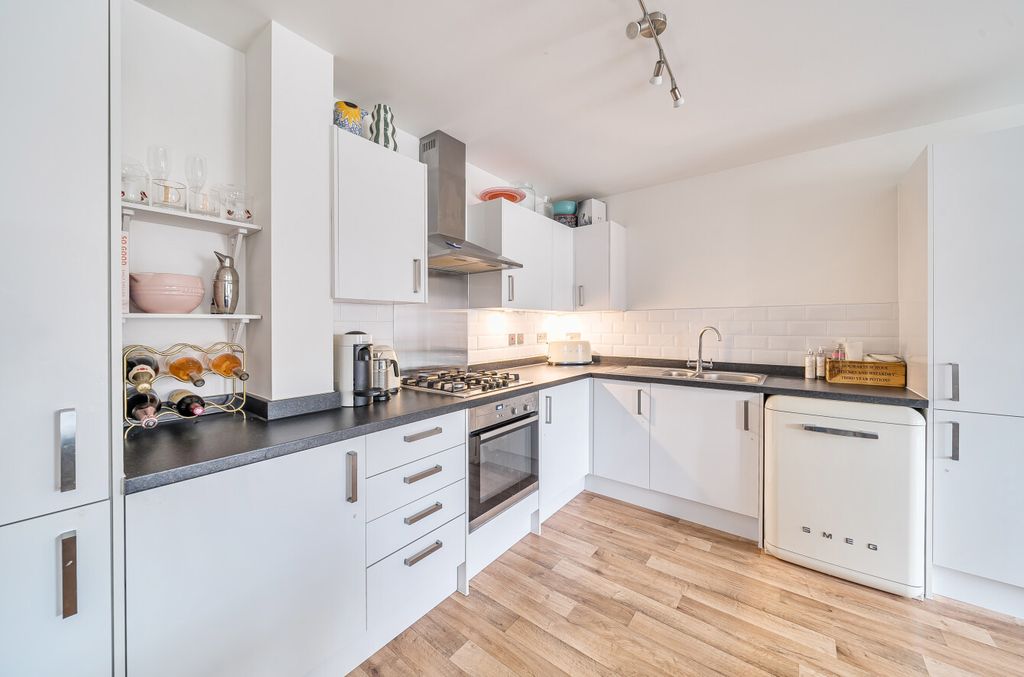 Property photo 2 of 15 Picture 2