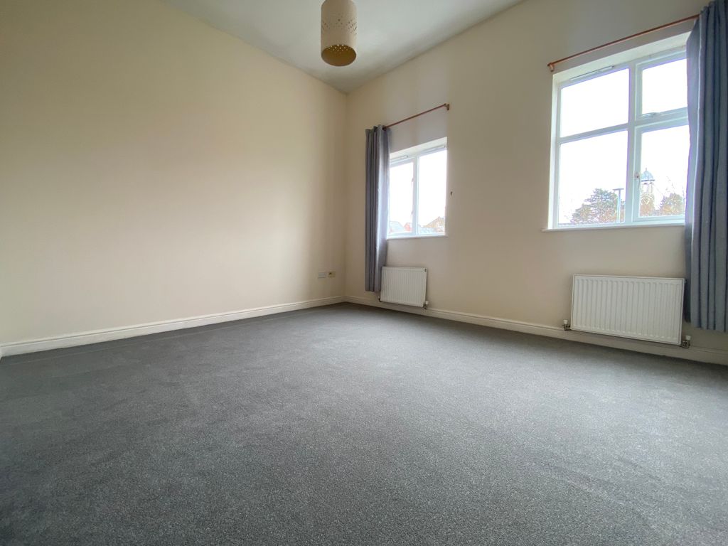 Property photo 3 of 9 Living Room