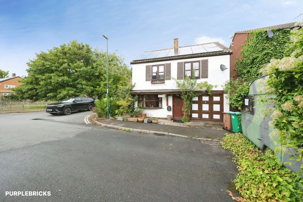 Property photo 1 of 42