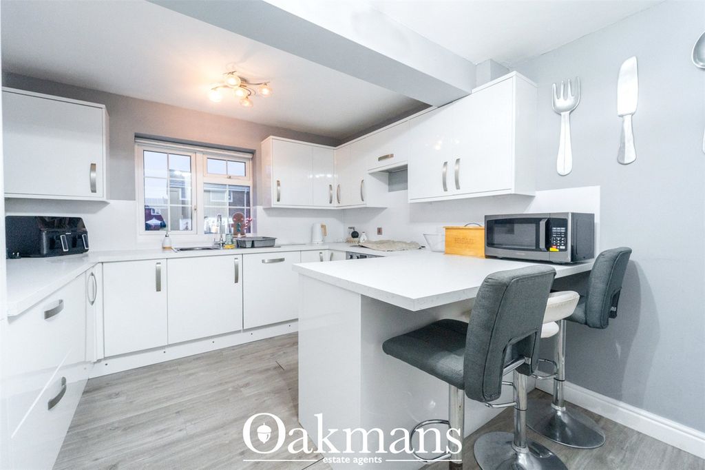 Property photo 2 of 19 Picture No. 25