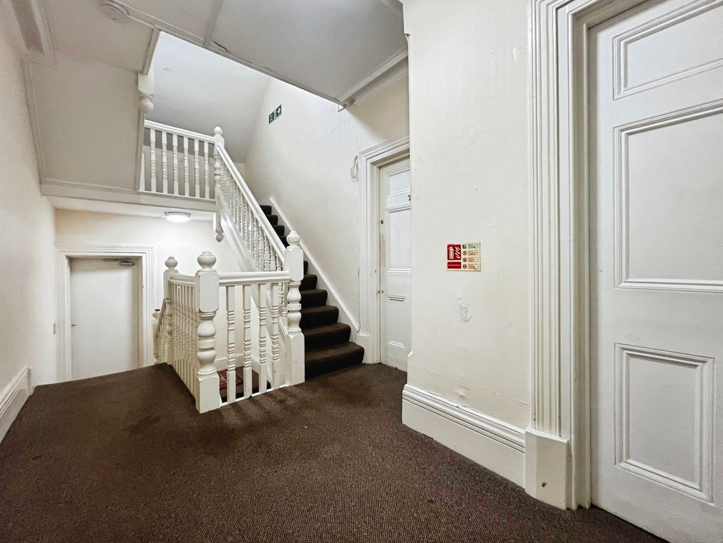 Property photo 2 of 8 Pbox-Img.Jpg